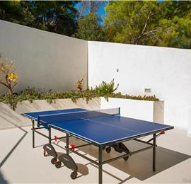 5 bedroom villa with heated infinity pool and sea views near Milna, Brac Island, sleeps 10